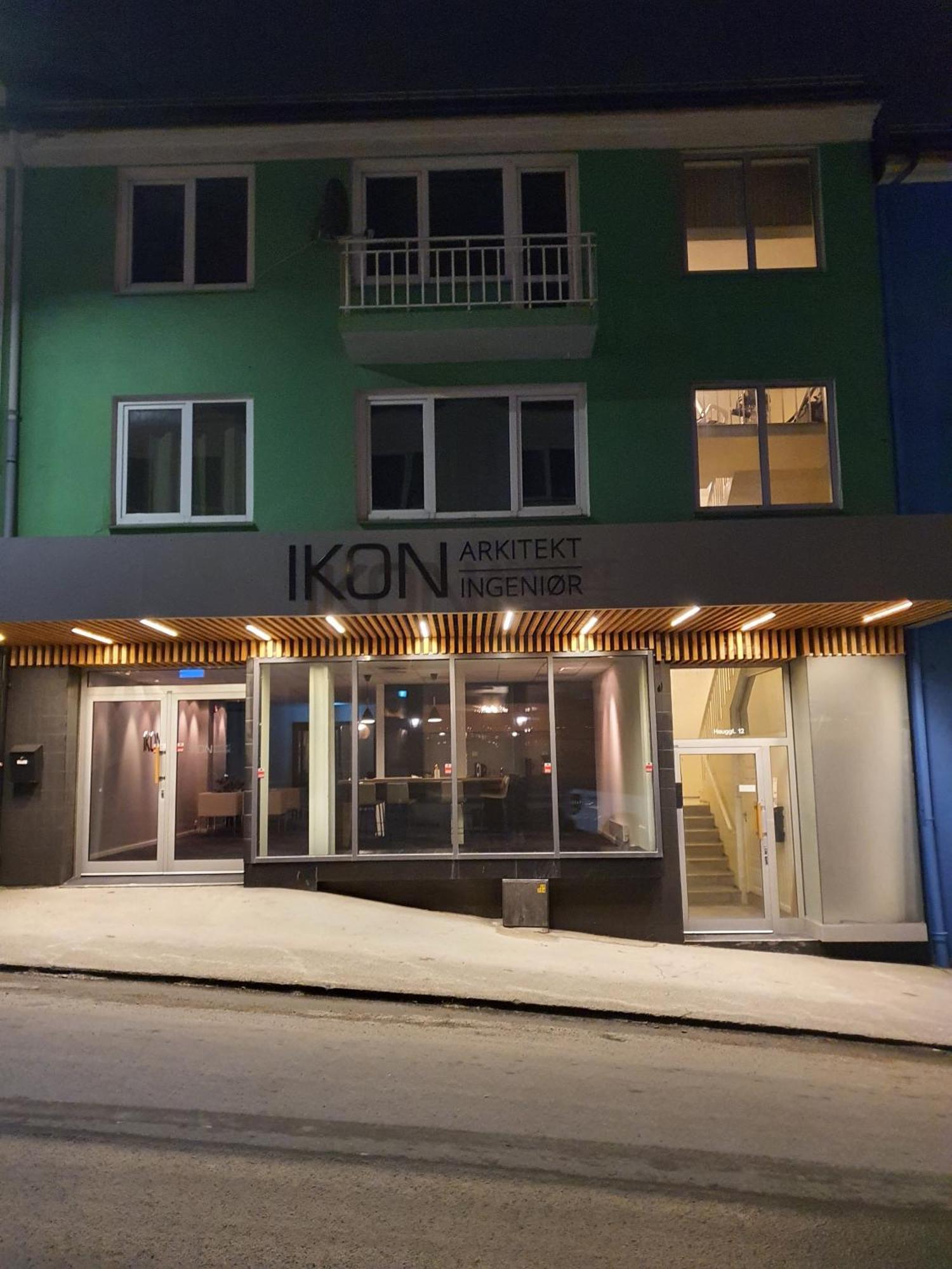 Charming 3-Bedroom Apartment In The Heart Of Кристіансунн Екстер'єр фото
