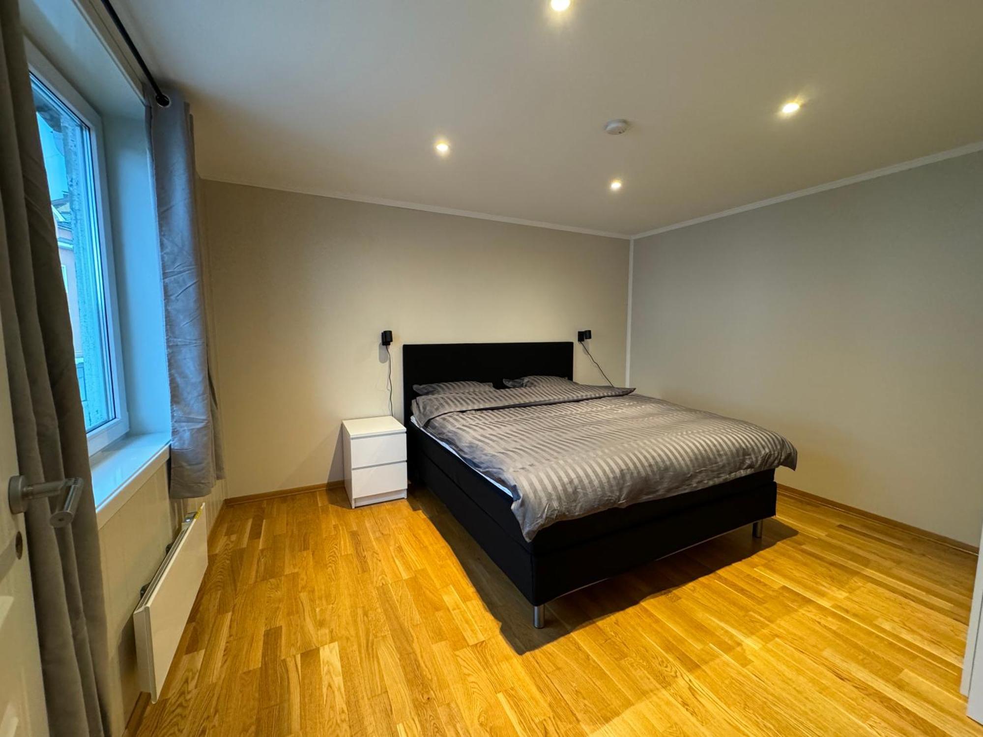 Charming 3-Bedroom Apartment In The Heart Of Кристіансунн Екстер'єр фото